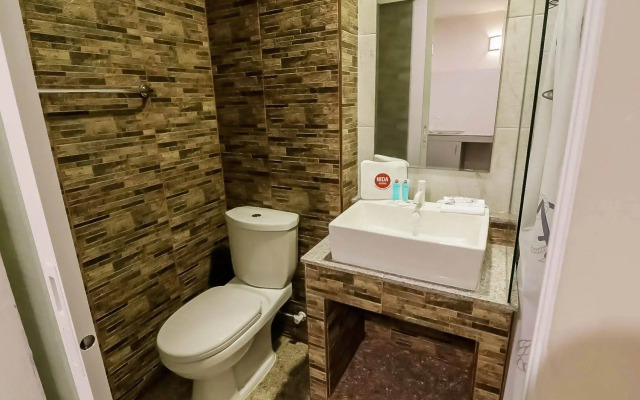 Nida Rooms Samanchan Lunatic