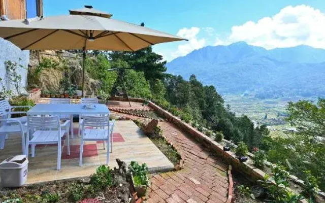 Yuanyang Liuyunge Chinese Inn (Duoyishu Scenic Area)