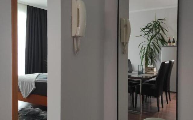 Macropolis Apartments