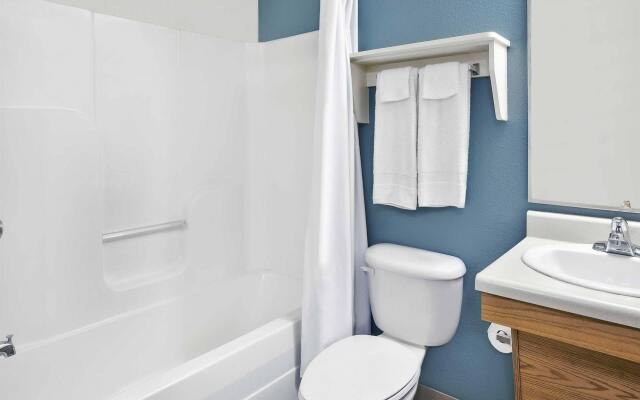 WoodSpring Suites Holland - Grand Rapids
