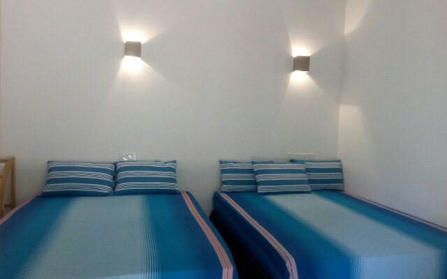 Acacia Holiday inn