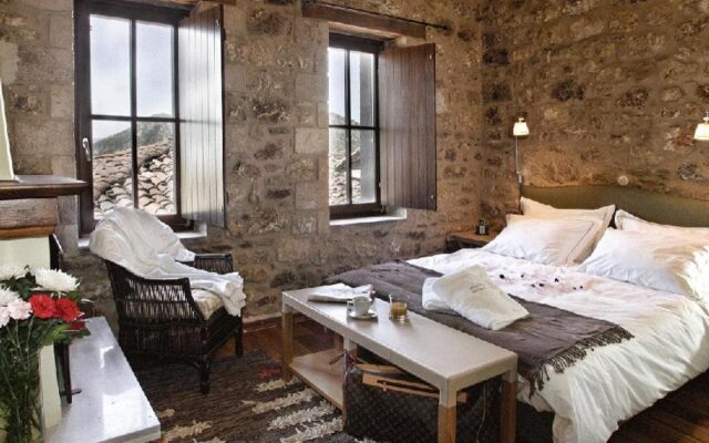 Theonimfi Guesthouse