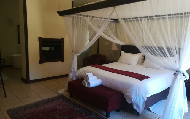 The Moon and Sixpence Garden Guest House