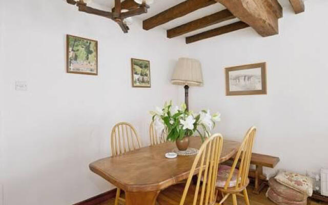 Shaws Cottage