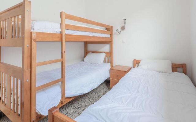 Spacious Holiday Home in Cambrils with Shared Swimming Pool