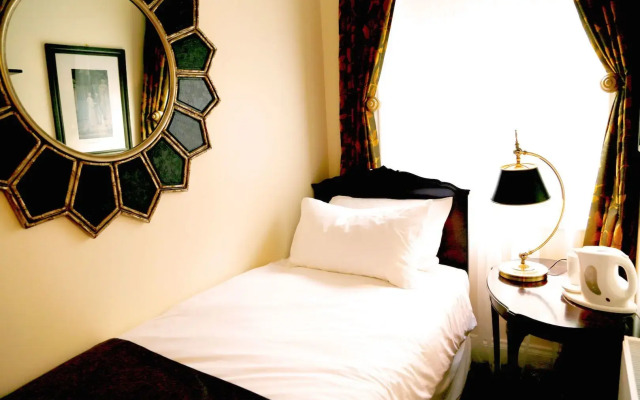 Number 8 The Townhouse