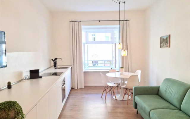 Rosa Apartment with parking historic city center