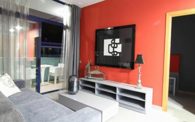 Apolo Suites Rentalmar