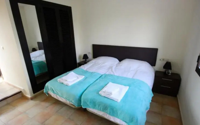 Hacienda Golf Properties REF: WA01