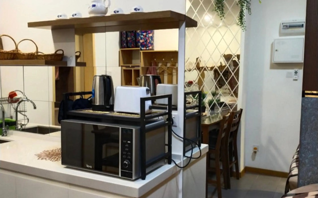 ZilleVille Studio Suite Seaview With Balcony at Imperium Residence