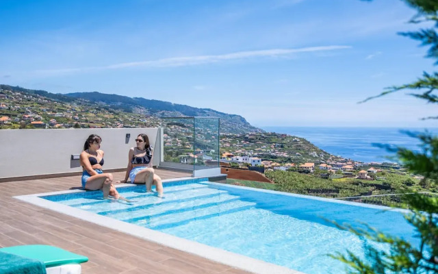 Sunshine Deluxe A by Madeira Sun Travel