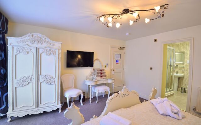 Angmering Manor