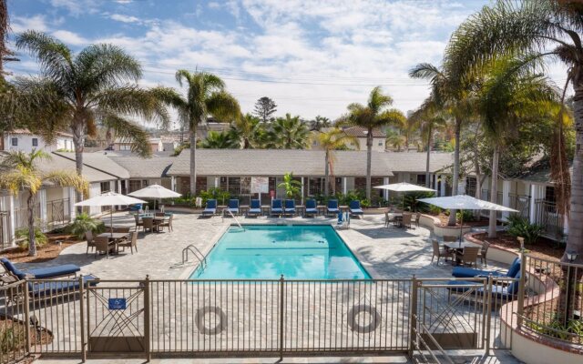 Holiday Inn Express & Suites La Jolla – Windansea Beach by IHG