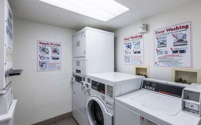 Motel 6 Council Bluffs, IA - Omaha East