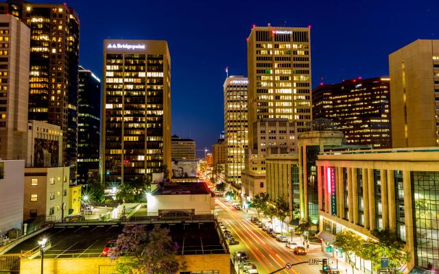 Holiday Inn Express San Diego Downtown, an IHG Hotel