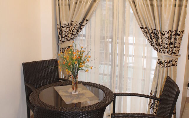 Anahaw Studio Suites