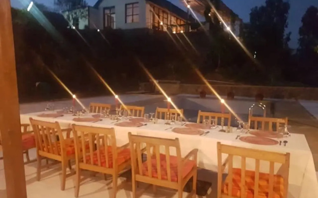 Mayleko Lodge