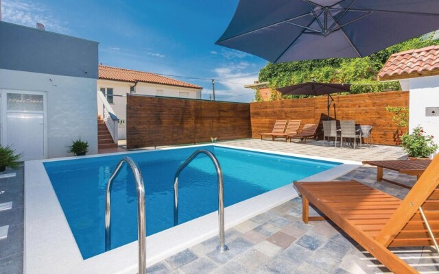 Beautiful Home in Sveti Petar With 5 Bedrooms, Wifi and Outdoor Swimming Pool