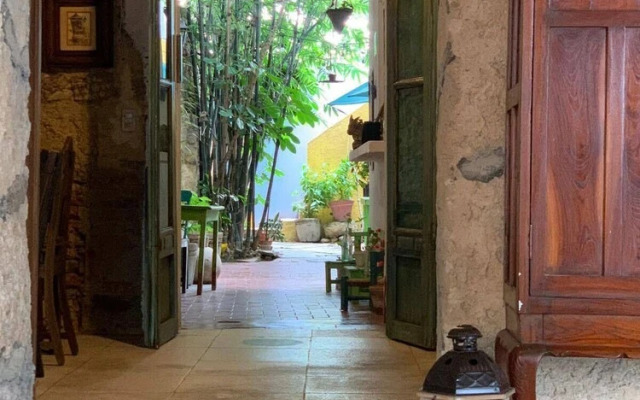 La Casa del Barrio - Hostel