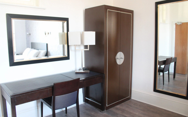 Park Hotel & Apartments