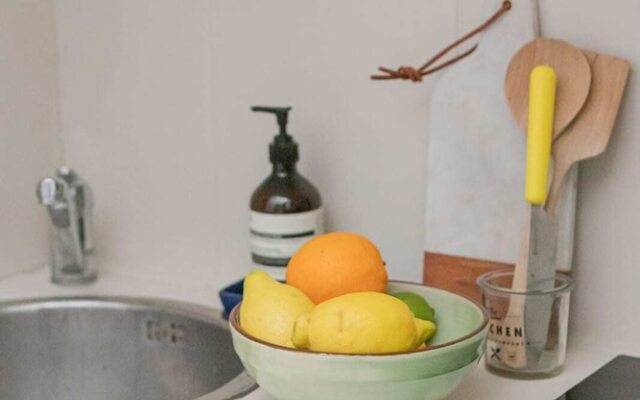Cozy, Well-equipped Studio in Montmartre for 2!