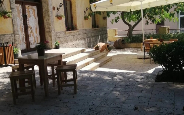 Priamos Pansiyon