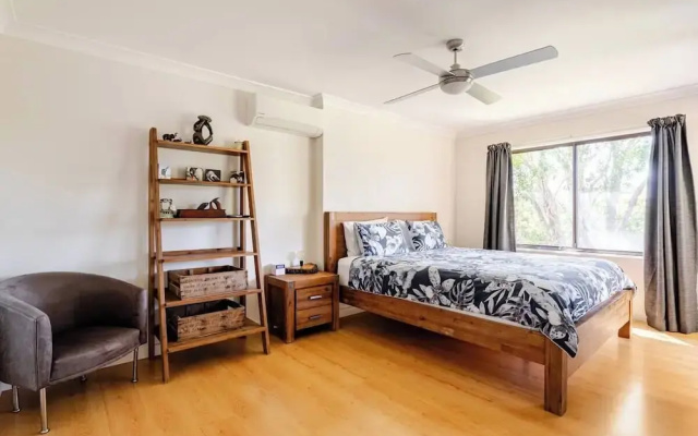 Kookaburra Retreat
