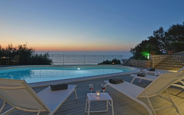 Villa Il Basto 8 in Cefal