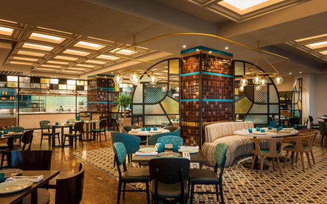 Sheraton Mall of the Emirates , Dubai