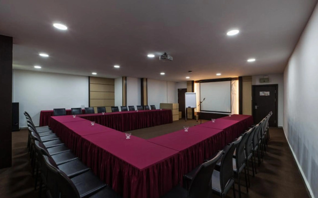 Paragon Lutong Hotel