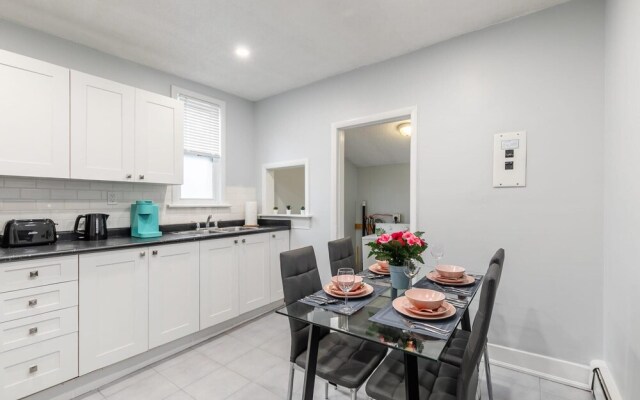 2BR Apartment Near Waterfalls Trails Parks