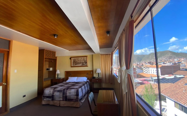 El Puma Hotel