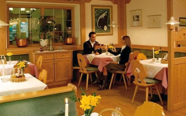 Hotel Dolomiten