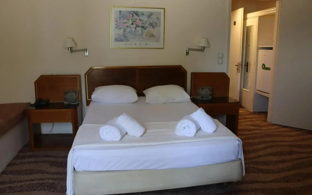 Theoxenia Messolonghi