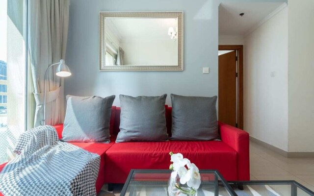 Amazing View of Dubai Marina w/ Cosy Vibes!