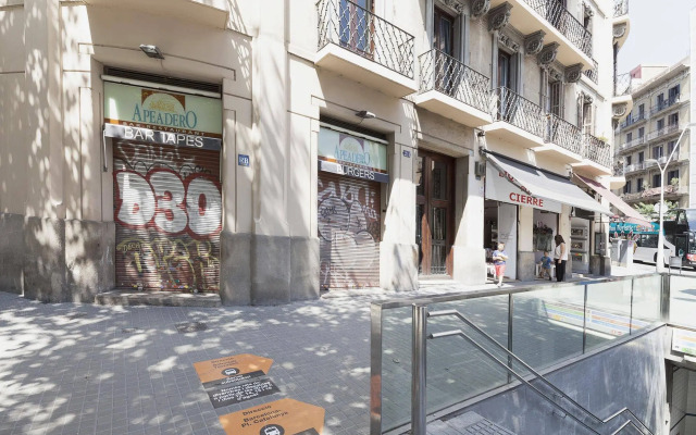 Nextdoor Miro Barcelona