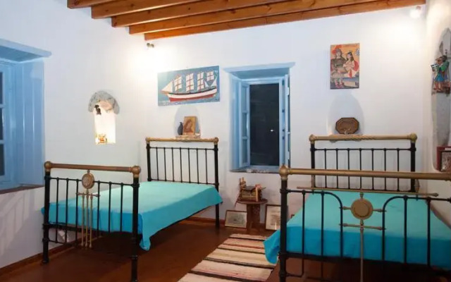 Ampelonas Country House