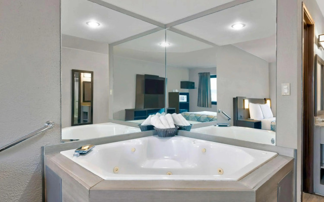 Howard Johnson Inn Cedar Rapids
