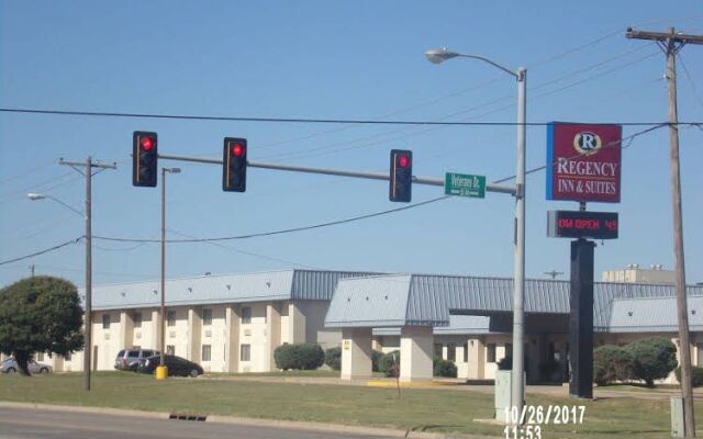 Regency Inn And Suites Altus