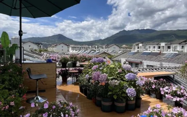Rizhao Jinshan Guyun Bieyuan Homestay (Shuhe Old Town) – Outside – Lijiang