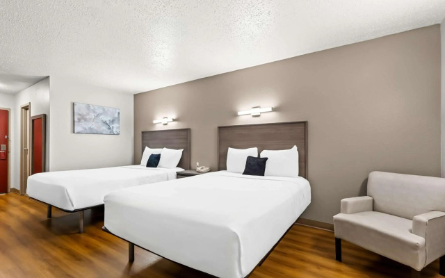 Red Lion Inn & Suites Pontoon Beach