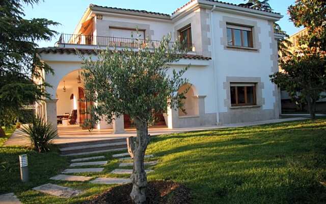 Montjuic Bed & Breakfast