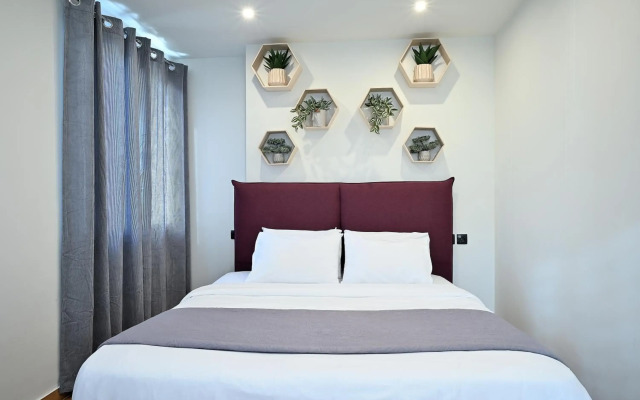 The Athens Version Luxury Suites