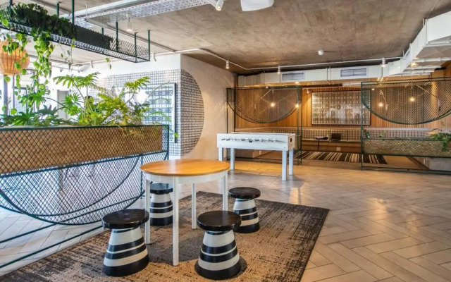 514 Wex1 Modern Studio Apartment