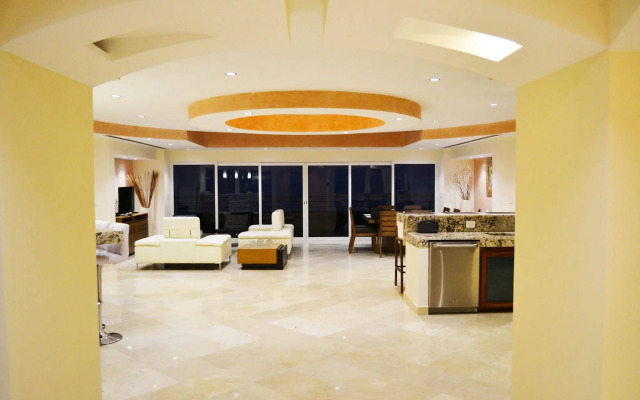 Villas de Cortez Penthouse