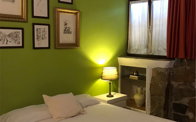 LEON DORMIDO Room & Apartments