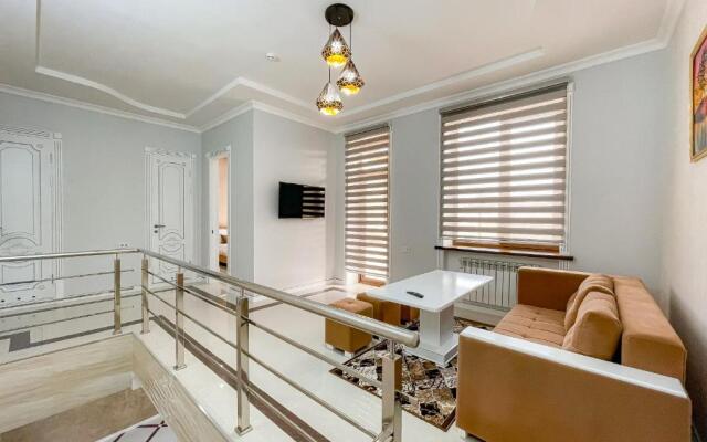 Soy Oasis Apartments