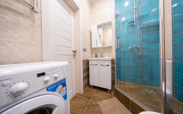 More Apartments na Trostnikovoy 35 4