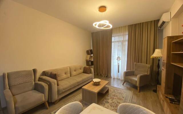 Cozy Apartment at M2
