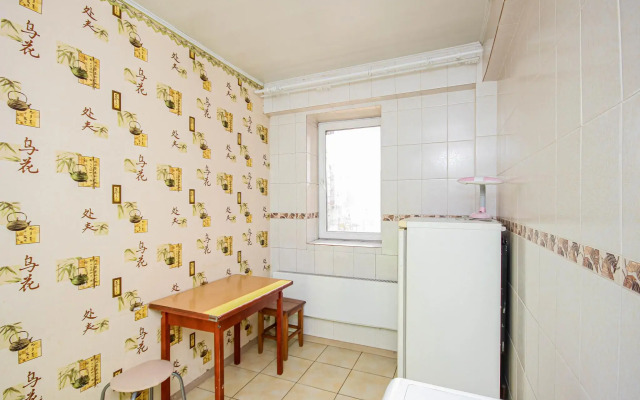 2U (Ту Ю) на улице Сахьяновой 23